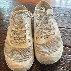 Women's Cream Sneakers
